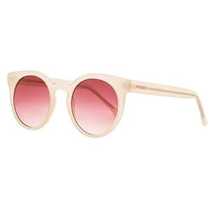 NWT Komono Lulu Sunglasses in Pale Blush